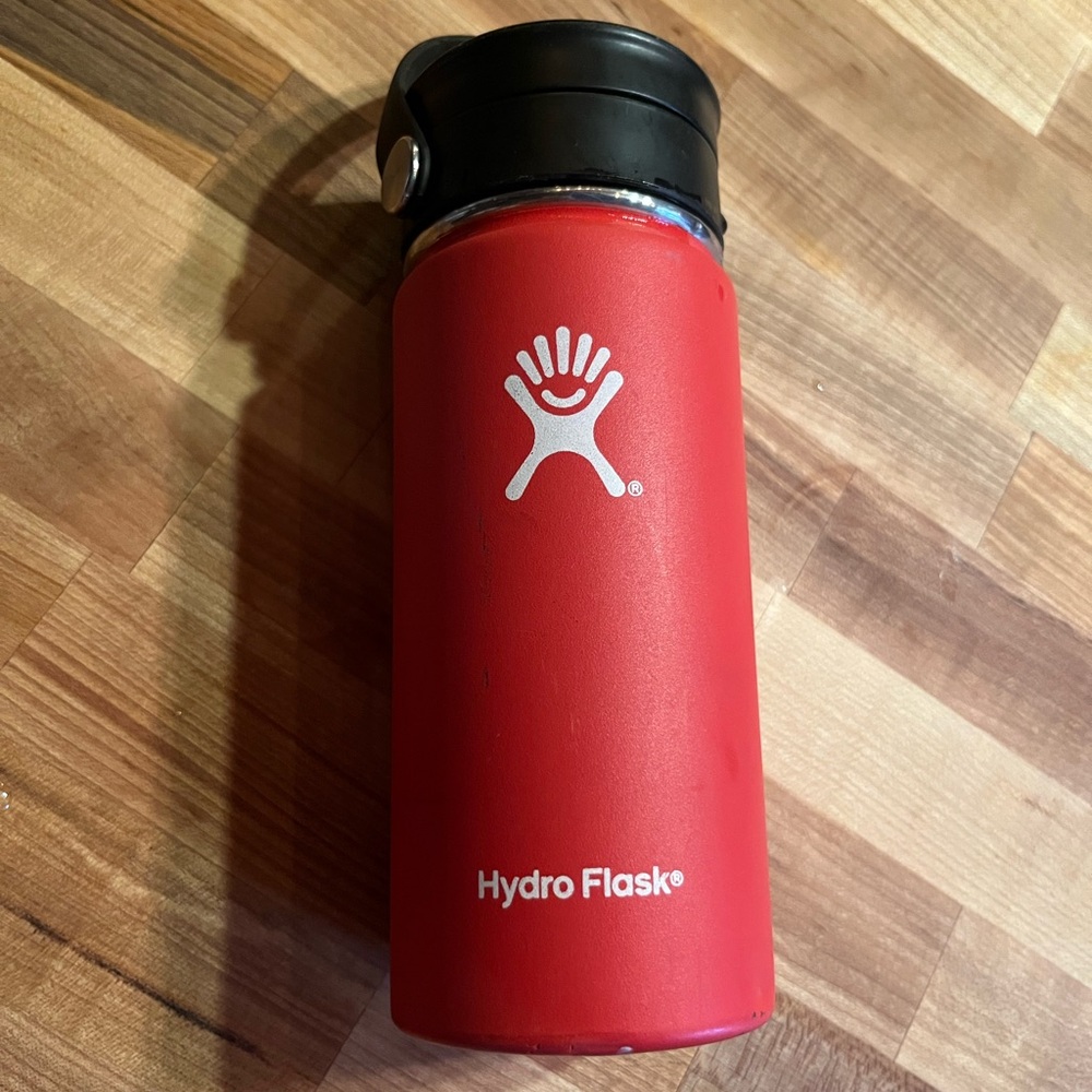 Hydro Flask Red Insulated Bottle 16oz